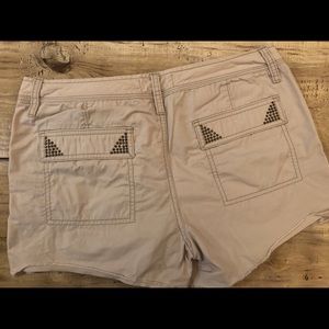 Old Navy Khaki Shorts!